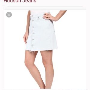 SALE🔥NWT 🇬🇧Hudson denim button down skirt😉🔥